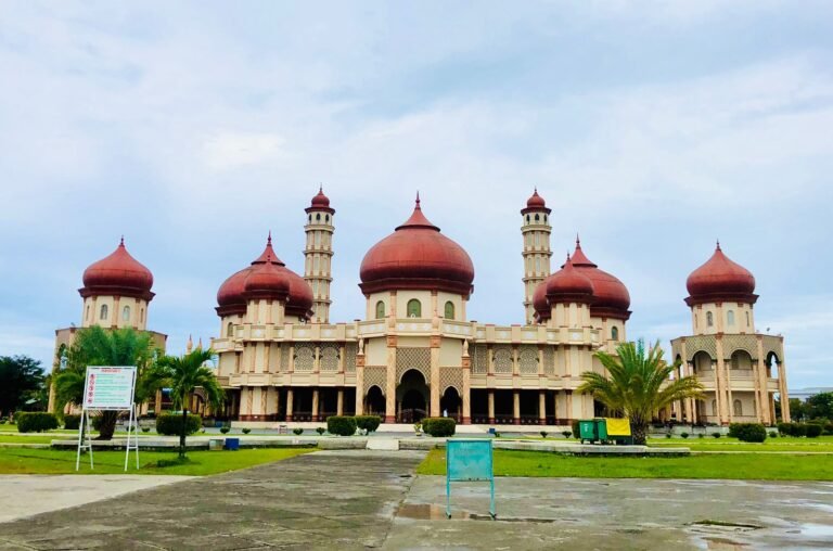 Masjid Agung Baitul Makmur Meulaboh, Ikon Wisata Islami Pantai Barat Aceh
